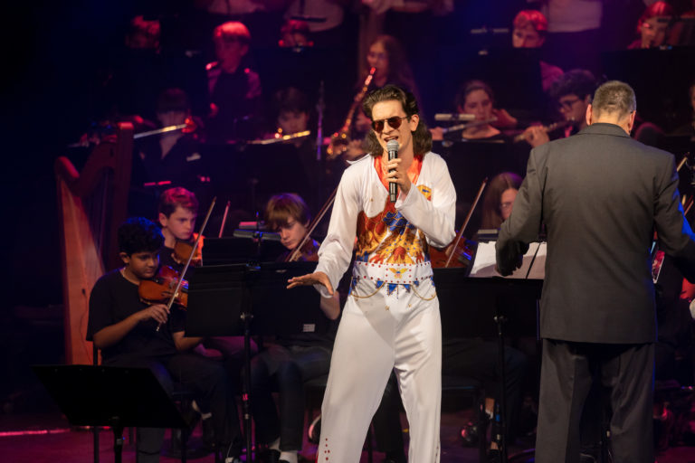 Lloyd singing live at Symphony on Stage during the Elvis Edition dressed as Elvis Presley.